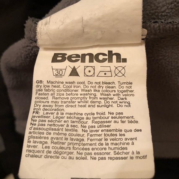 Bench - black coat - Picture 4 of 4